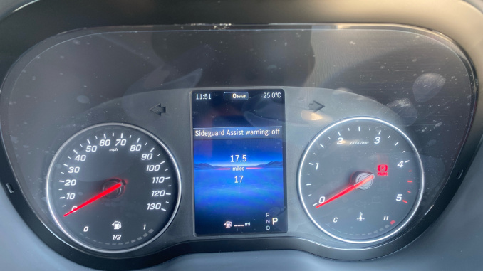 Mercedes-Benz Sprinter 319Cdi L2 Diesel Rwd 3.5t H2 Pro Van 9G-Tronic - Image 26
